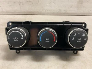 Jeep JK Wrangler Temperature Control w AC P68197433AB w Hardtop 14-17 168333 - Picture 1 of 11