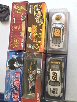 Dale Jarrett #88 escala 1:24 Die Cast Nascar coleccionables. (TODOS 6) todo en cajas. Foto 1 de 4