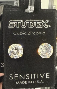 STUDEX Sensitive Gold Plated 8MM Cubic Zirconia - Picture 1 of 2