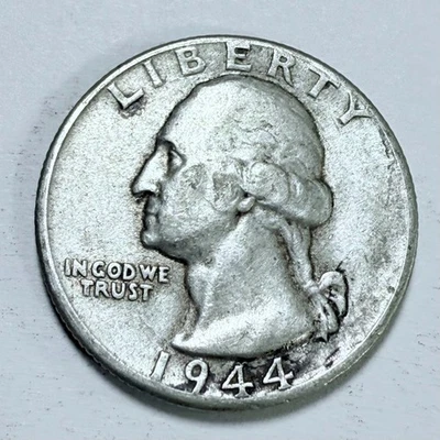 1944 Washington Quarter 90% Silver ~ VERY FINE CONDITION - Free Shipping #3587 - Image 1 of 2