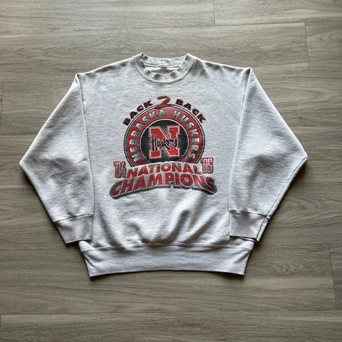 Vintage Nebraska Cornhuskers Sweatshirt Mens XL Gray NCAA Champions Adult Cover
