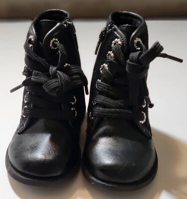 Zapatos Rachel Botas de Cuero Negras con Cremallera para Niñas Pequeñas Talla 5M - Usadas Foto 1 de 4