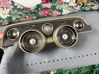 Cuadro de instrumentos Ford Mustang 1967 1968 indicadores de tablero 67 68 OEM Foto 1 de 4