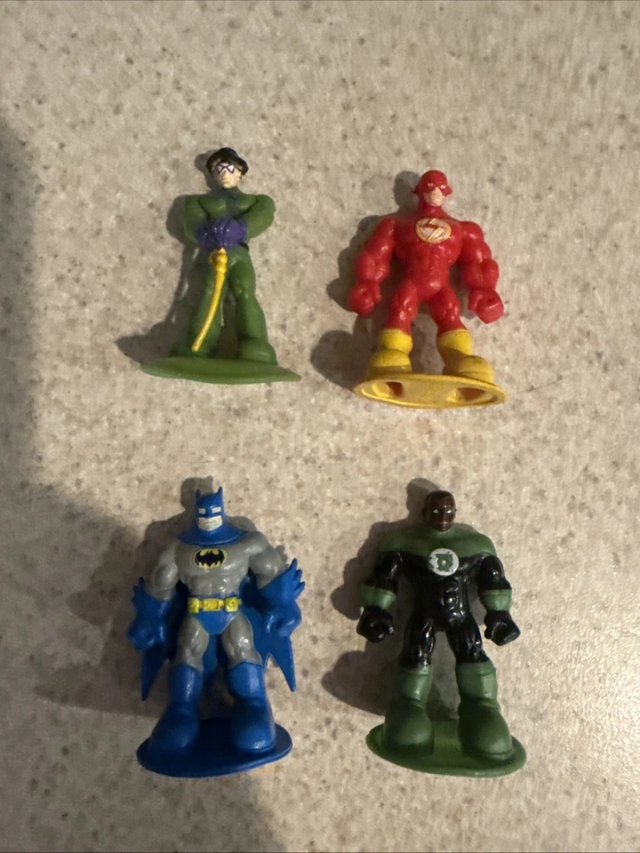 DC漫画微型超级英雄人偶套装 — 第 1/1 张图片