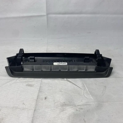 Tercera luz de freno Nissan Versa Note 2014-2019 montaje alto montaje LED parada Foto 1 de 4