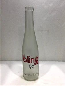 Botella vacía de vidrio esmerilado Bling H2O adornada hecha con cristales de Swarovski - Imagen 1 de 2