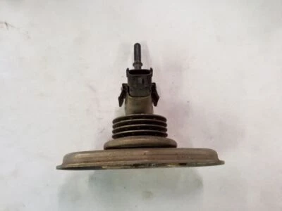 Puerto de escape fluido DEF 6,7 L | Se adapta a Ford F250 F350 2011-2016 Foto 1 de 4