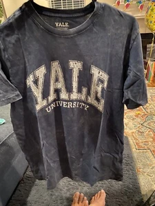 Boys Yale T Shirts Size 18 Navy, Gray, NWT, 2 FOR $18 - Picture 1 of 9