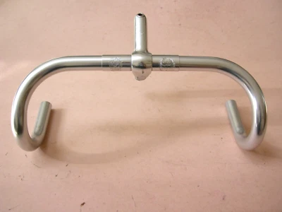 Cinelli Giro D'Italia Drop Handelbar Set Modelo 64 con tapas de 90 mm Vástago Foto 1 de 4