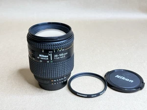 Nikon 28-105mm f/3.5-4.5D Autofocus Nikkor Zoom Lens-CLEAN/WORKS - Picture 1 of 9
