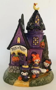 Hello Kitty and Friends Halloween Trick or Treat Kerzenhaus, 7,5" L x 6,5"... - Bild 1 von 1