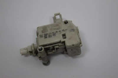 Audi A6 4B C5 Avant Fuel Flap Release Solenoid Motor Locking Mechanism 4B9862153 - Photo 1/4