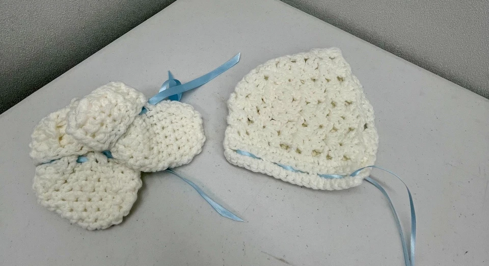 handmade crochet new born baby boy bonnet and booties - Image 1 of 1