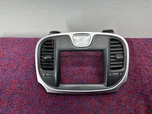 CHRYSLER 300 TOURING 15-23 OEM CENTER DASHBOARD INSTRUMENT VENT TRIM W/CLOCK - Picture 1 of 5