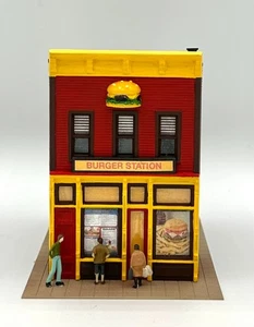 DPM HO Scale 2-Story "Burger Station" Restaurant Fully Assembled. Lighted - Picture 1 of 5