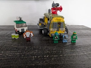 LEGO Teenage Mutant Ninja Turtles: The Shellraiser Street Chase (79104) - Picture 1 of 10
