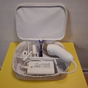 Braun Silk-expert Pro 5 Type 6031 2 Aufsätze / Face Mini-Shaver / Weiss-Gold - Bild 1 von 6