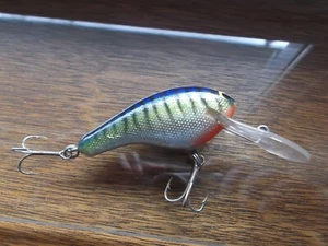 Older USA Made Bagley Deep Killer B2 DKB2 H79S Hot Blue Chartreuse on Silver - Picture 1 of 6