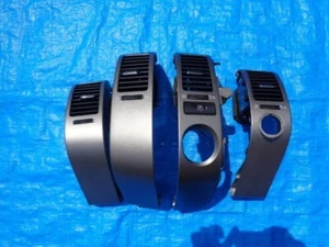 Genuine TOYOTA Prius NHW20 Late Model Air Conditioner Vent LH RH Set Excellent - Picture 1 of 3