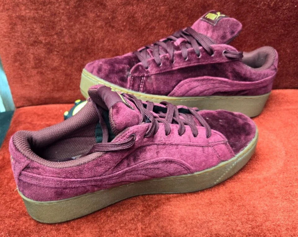 PUMA BURGUNDY VELVET CLOTH LACE UP shoes WOMEN'S SIZE 9.5 SNEAKER - Image 1 of 4