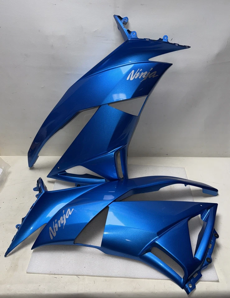 Right & Left Hand Side Cowling OEM 09 Kawasaki ZX6R 09-12 Fairing 55028-0253-17K - Image 1 of 4