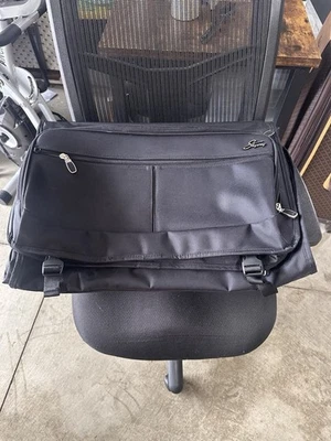 Skyway Tríptico Equipaje Colgante Bolsa de Ropa Maleta Negra 22" x 16" Lk Nuevo Foto 1 de 4