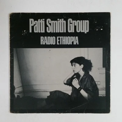 PATTI SMITH GROUP Radio Ethiopia AL4097 Sterling LP Vinyl VG++ Cover VG w/insert Foto 1 de 4