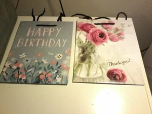2X GIFT BAGS   FOR SCRAPBOOKING/PRESENTS ETC  NEW 9X7 INCH (U) - Picture 1 of 1