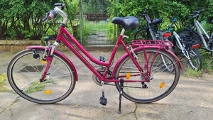 Damenfahrrad, Gebraucht 26 Zoll ohne Rücktrittbremse, 21 Gänge - Bild 1 von 15