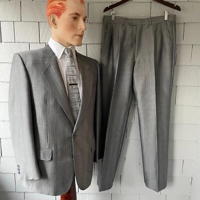 80s Vintage Picadilly of London Gray Subtle Plaid 2-Button Mens 2pc Suit Size 40 - Image 1 of 4