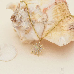 14K Gold VS/F-G Diamond - Opal Gemstone Sun Charm Pendant Necklace - Picture 1 of 8
