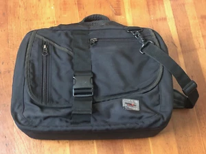 Borsa da viaggio Tom Bihn per laptop in pensione impero costruttore? - Foto 1 di 24