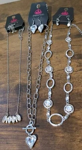 Paparazzi Jewelry White Necklaces Lot Of 3 Sparkle Bling Dainty Heart Clear - Picture 1 of 4