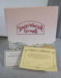 1988 David Winter Cottages Scottish Collection Gatekeepers - Box & COA Only - Picture 1 of 10