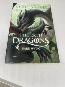 The Erth Dragons: Dark Wyng: Book 2 by Chris d'Lacey (Paperback, 2017) - Foto 1 di 11