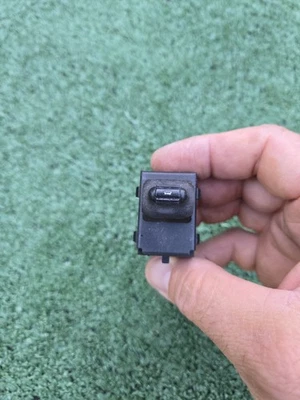 01-03 Dodge Durango Dakota Interruptor Ventana Derecho Delantero Pasajero Lado Delantero/Trasero Foto 1 de 4