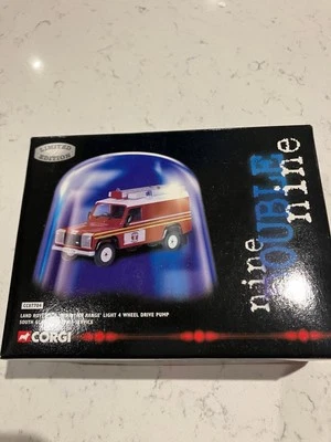 Corgi CC07704 Land Rover 110 Mountain Range Light 4 ruedas motrices bomba South Glamo Foto 1 de 4