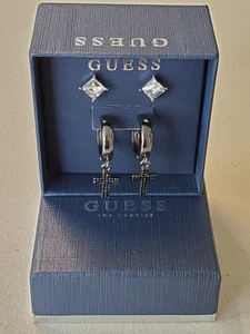 Orecchini Guess due set cubic zirconia borchia e cerchio nero goccia croce nuovi con scatola Y14838-AB - Foto 1 di 10