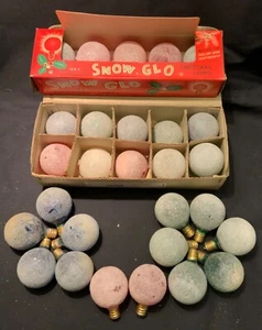 RARE! VINTAGE ‘SNO-GLO’ & C7 FROSTED REPLACEMENT CHRISTMAS LIGHT BULBS - WORKING - Picture 1 of 12