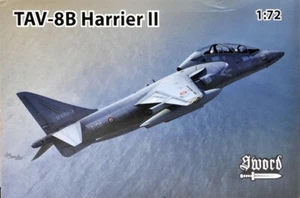 SWORD 1/72 SW72100 TAV-8B Harrier II plastic kit - Picture 1 of 2