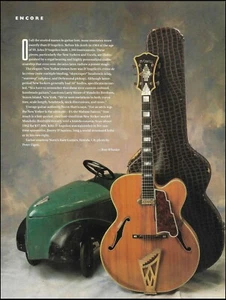 Guitarra D'Angelico New Yorker 1962 recortada 1991 página completa historia artículo pin-up - Imagen 1 de 3
