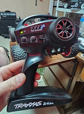 Camión de carreras Traxxas Slash 4X4 VXL sin escobillas de recorrido corto - negro Foto 1 de 4