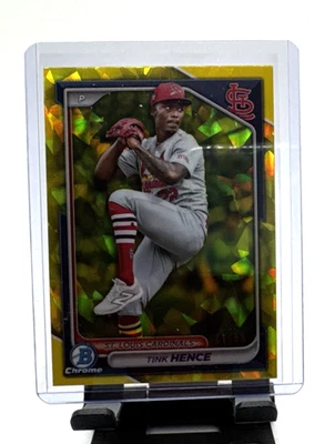 TINK HENCE 2024 BOWMAN CHROME DRAFT SAPPHIRE YELLOW CARDINALS #21/75 - Image 1 of 2