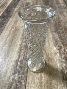 E.O. Brody Co. Vase Glass Diamond Pattern USA C-919 8”H x 2.5”W Vintage - Picture 1 of 4