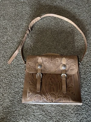 Maletín American West Stagecoach. Portador para portátil. Foto 1 de 4