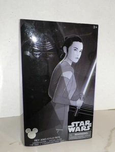 STAR WARS 2017 D23 DISNEY STORE REY & KYLO REN LTD ED 1000 NIB - Picture 1 of 9