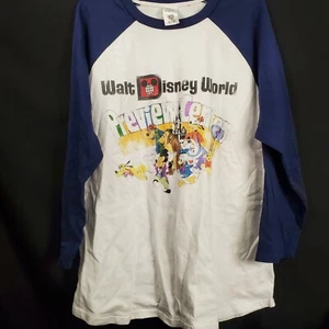 CAMISA GRANDE 2021 Walt Disney World Vault Collection Centro de vista previa Raglan Adulto - Imagen 1 de 2