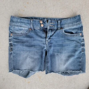 USED SEVEN7 CUT JEAN SHORTS SIZE 8 - Picture 1 of 10