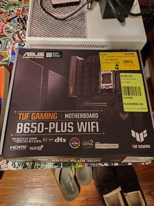 TUF Gaming B650-PLUS Wi-Fi AM5 AMD ATX Gaming Motherboard - READ DISCRIPTION - Photo 1/2