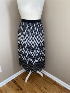 Ny Collection Black & White Chevron Stripe Chiffon Lined Midi Full Skirt Size XL - Picture 1 of 9